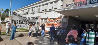 Trabajadores de salud reclamaron por falta de insumos en el Eva Perón