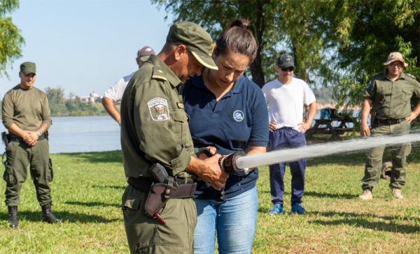 Los Pumas se capacitan en manejo de fuego para proteger los humedales del Litoral