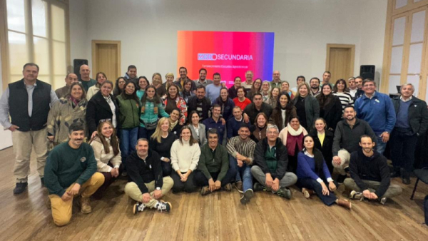 Comenzó el segundo año del programa “Modo Secundaria” para fortalecer las escuelas agrotécnicas de la provincia de Santa Fe