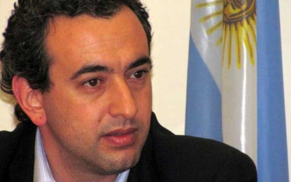 Pablo Javkin reclama que la facturación de la telefonía celular por segundo se haga a partir de establecida la comunicación