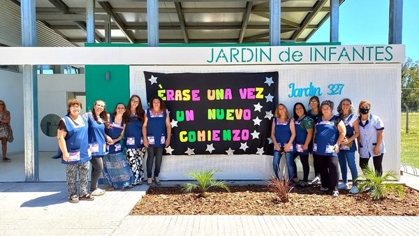 Se inauguró el nuevo jardín 327