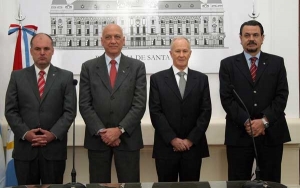 El gabinete en pleno apoyó a Lamberto, Drivet, Odriozola y Ardiles, ante las amenazas recibidas