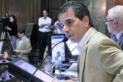 "Si tengo que defender a Magnetto y al Grupo Clarín lo voy a hacer", afirmó el macrista Cristian Ritondo