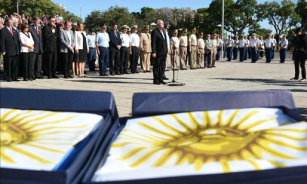 Lifschitz participó del acto por el 204° aniversario de la creación de la Bandera