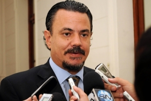 Galassi: “En Santa Fe hay un firme compromiso para ponerle límite a los barras”