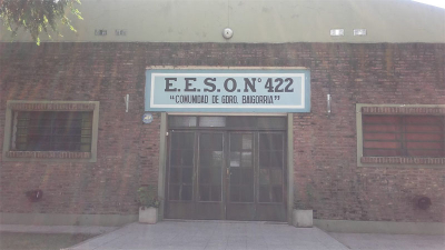 Pibes de la escuela 422 se trenzaron en una pelea