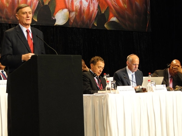 Binner llevó el reclamo por la soberanía de Malvinas al XXIV Congreso de la Internacional Socialista