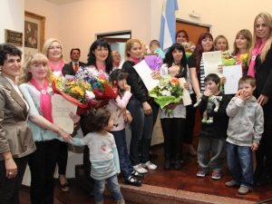 El Concejo homenajeó a madres luchadoras y solidarias