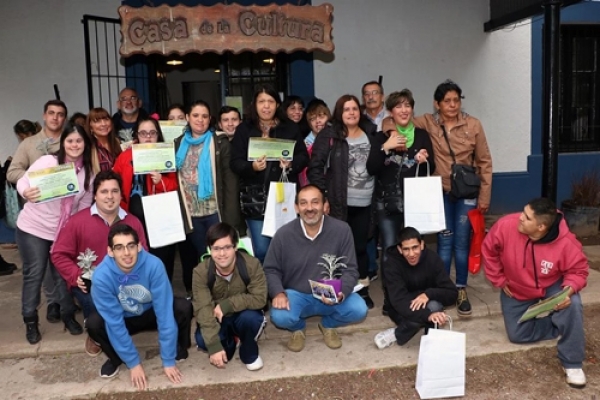 Entrega de Certificados del Programa de Huerta y Jardinería