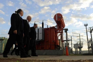 El gobernador visitó las obras de ampliación de la Estación Transformadora Aeropuerto