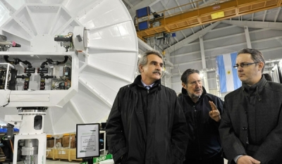 Rossi firmó convenio con INVAP para modernizar y recuperar navíos de la Armada Argentina