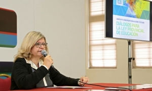 Balagué presentó el sitio web de participación ciudadana para la elaboración de la ley provincial de Educación