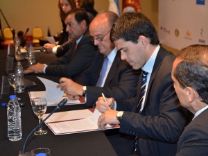 La Secretaría de Transporte y la UIA firmaron un convenio de cooperación para fortalecer el transporte