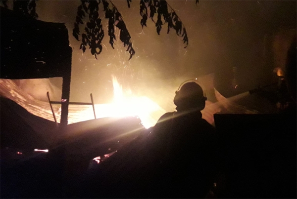 Arde una vivienda de calle Los Andes