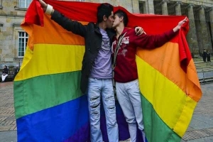 Uruguay aprobó legalización del matrimonio gay