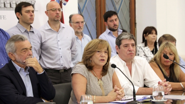 "Recibimos un Ministerio con una deuda que supera los 8.000 millones de pesos”