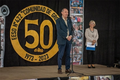 Maglia encabezó los actos por los 50 años de la Escuela 422