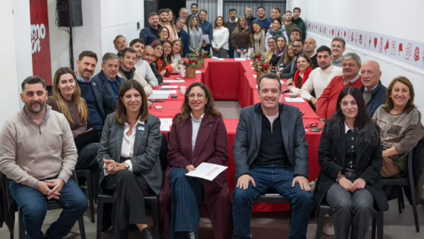 Nuevas autoridades para un socialismo "Unido, protagonista y solidario con quienes peor la pasan con Milei"