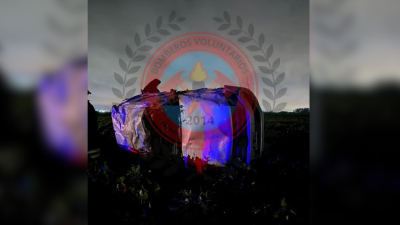 Rescatan a una persona atrapada tras un vuelco en la Ruta 34 S