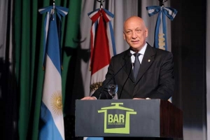 Bonfatti: “Con la cantidad de alimentos que se producen, no debería faltarle a nadie”