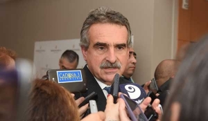 Rossi: “Si  Macri cree en la democracia Argentina, debe apartar a Gómez Centurión”