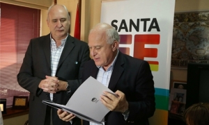 Lifschitz entregó más de 3 millones a cuatro localidades del departamento San Martín