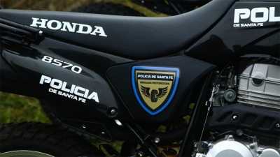 Chocaron dos motos de la Policía local entre sí en San Miguel