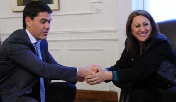 Fein acordó nuevo financiamiento de obras con el secretario de Transporte por invalidez y una correspondiente a madre de 7 hijos