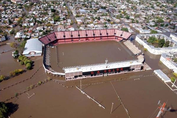 Santa Fe: crece la polémica en el aniversario de la inundación