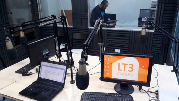 LT3 inauguró sus nuevos estudios, cedidos por Luz y Fuerza