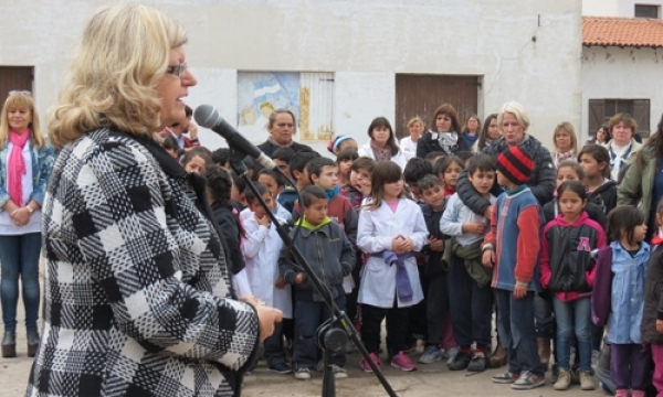 La ministra Claudia Balagué inauguró obras en el Hogar Escuela