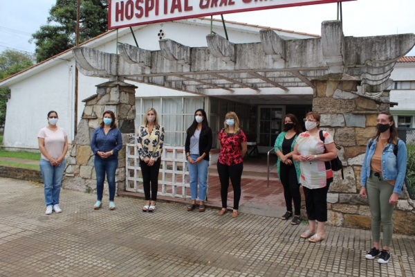 La senadora Sacnún inició la jornada homenajeando a las trabajadoras del hospital General San Martín de Firmat