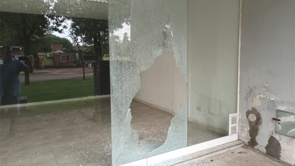 Rompen un vidrio de acceso y roban una bicicleta en una de las torres del PROCRAER