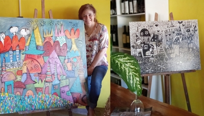 Elizabeth Aguillón muestra parte de sus obras en Vinos del Litoral