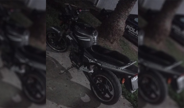 Motociclistas son perseguidos y aprehendidos en Los Robles