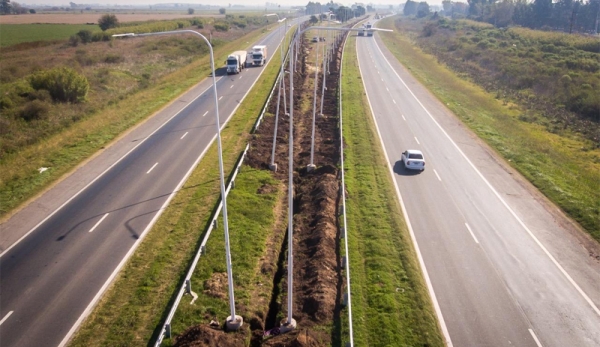 Maglia encabezó gestiones para iluminar la autopista en el tramo de la ciudad