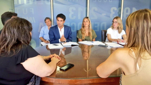 Diputados radicales proponen medidas para proteger a las agencias de turismo pymes