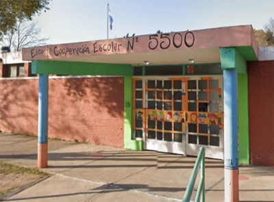 Abrazo solidario a la escuela 550