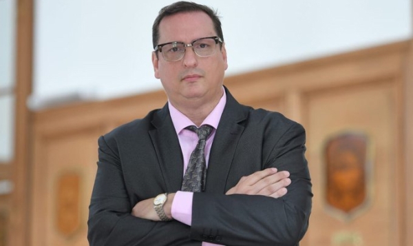 Hernán Brienza dará una charla en Baigorria
